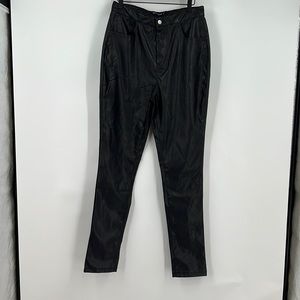 Pretty Little Thing Black Button Up Skinny High Rise Faux Leather Pants Sz-10